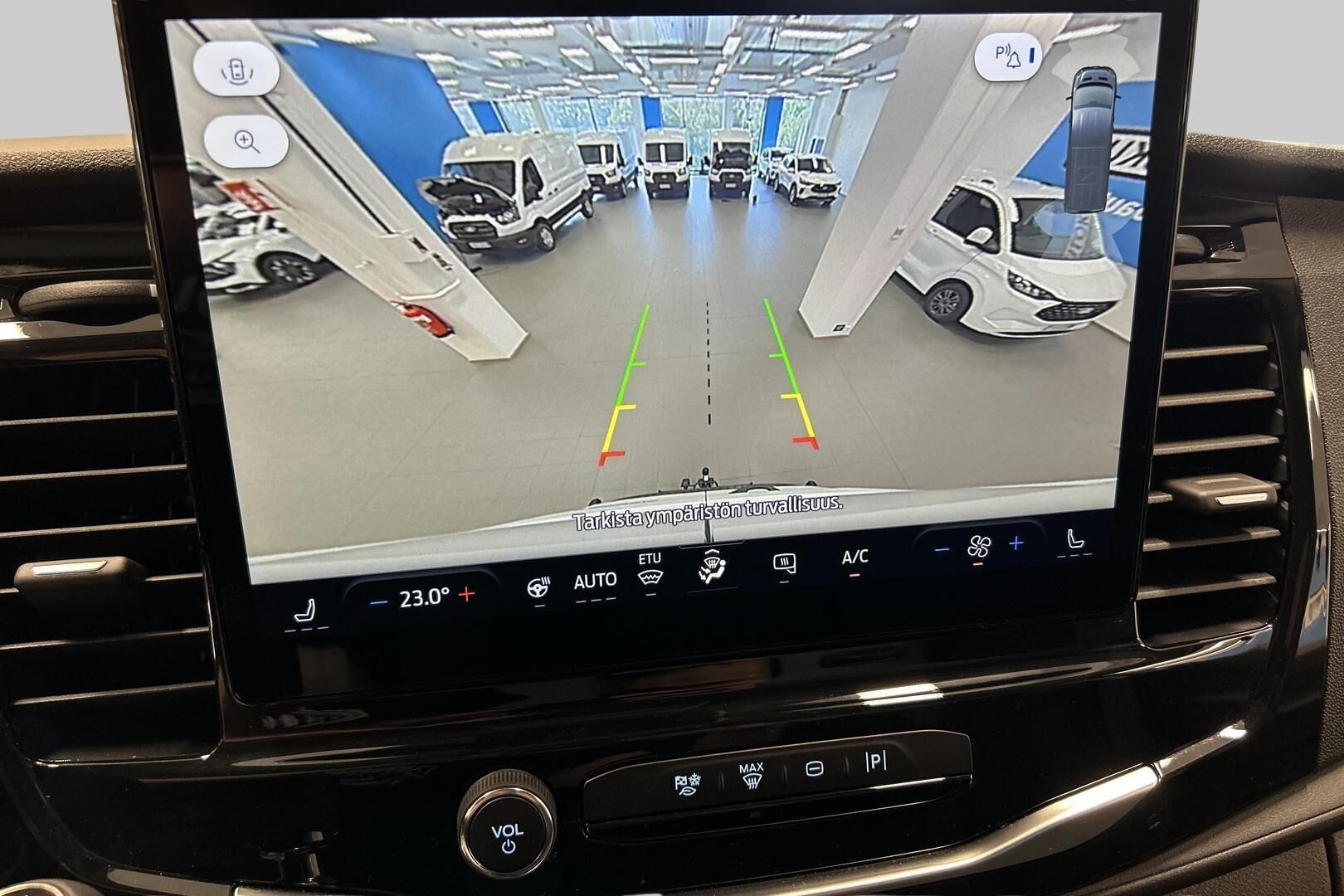 Ford Transit iso kuva 18
