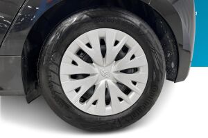 Toyota Yaris esikatselu 12
