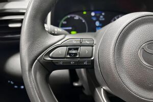 Toyota Yaris esikatselu 17
