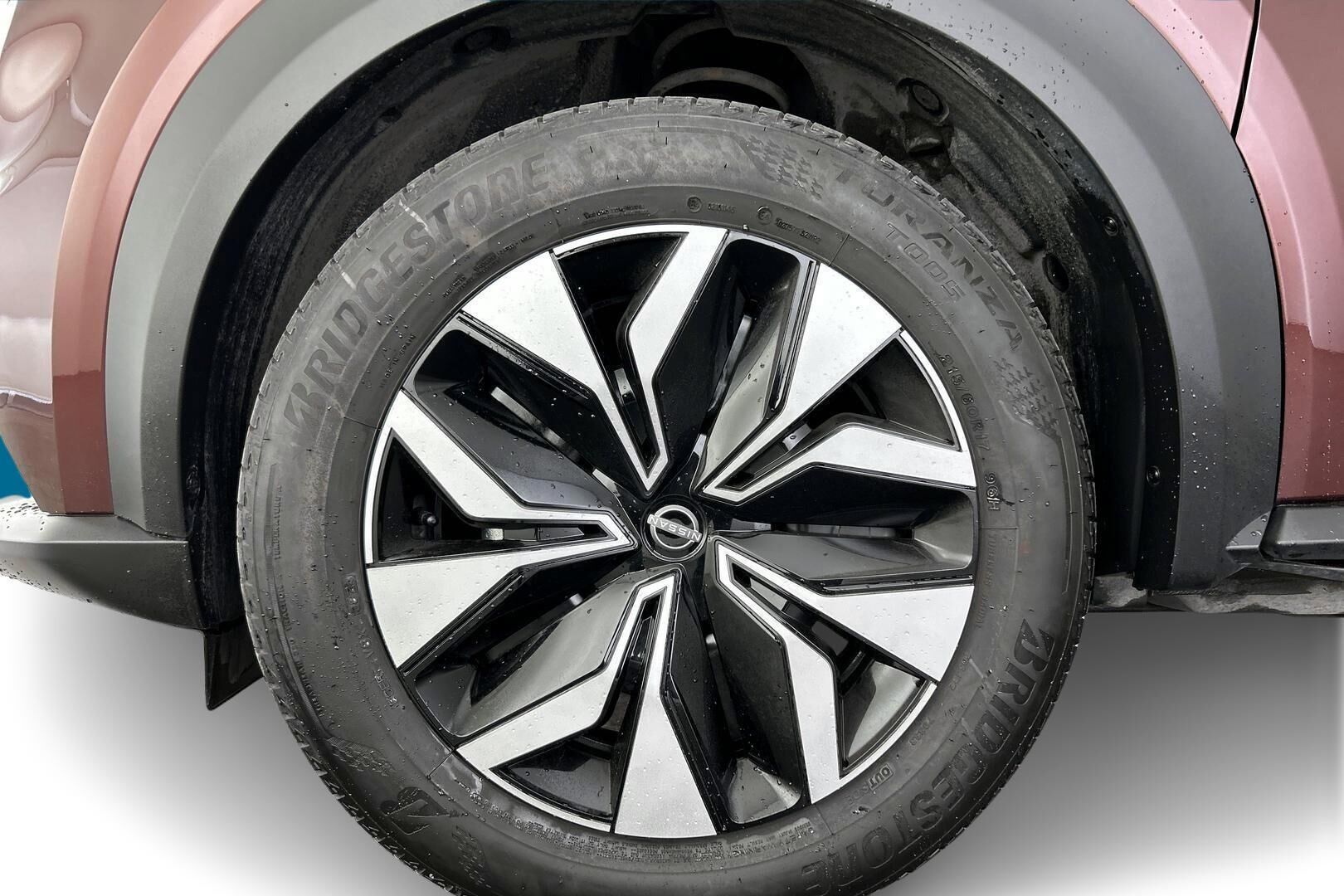 Nissan Juke iso kuva 12