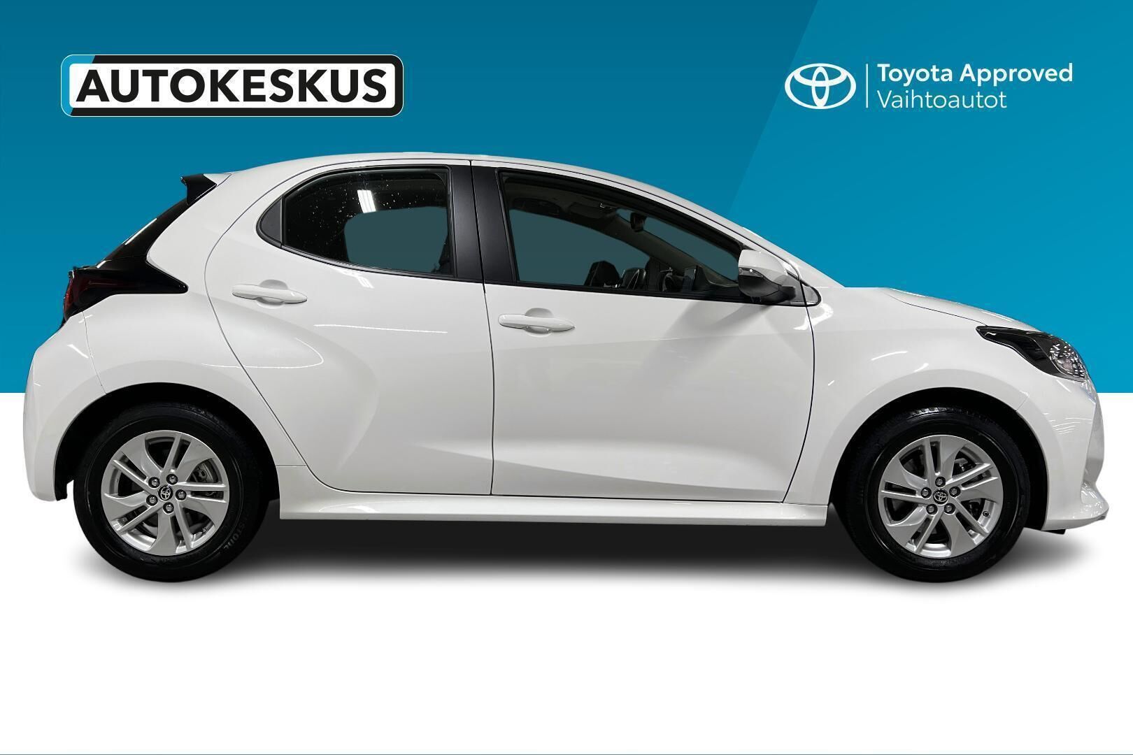 Toyota Yaris 1,5 Hybrid 116 Intense 2025, photo 4/21