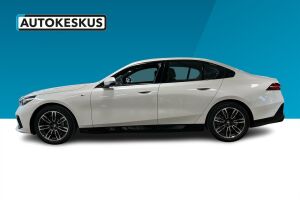 BMW i5 esikatselu 10