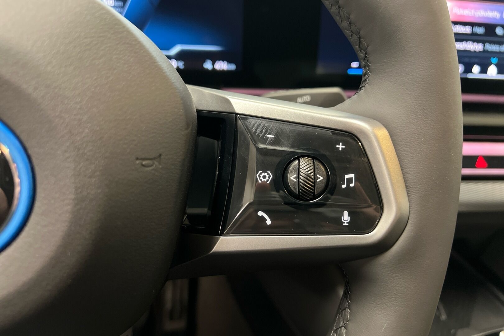 BMW i5 iso kuva 15