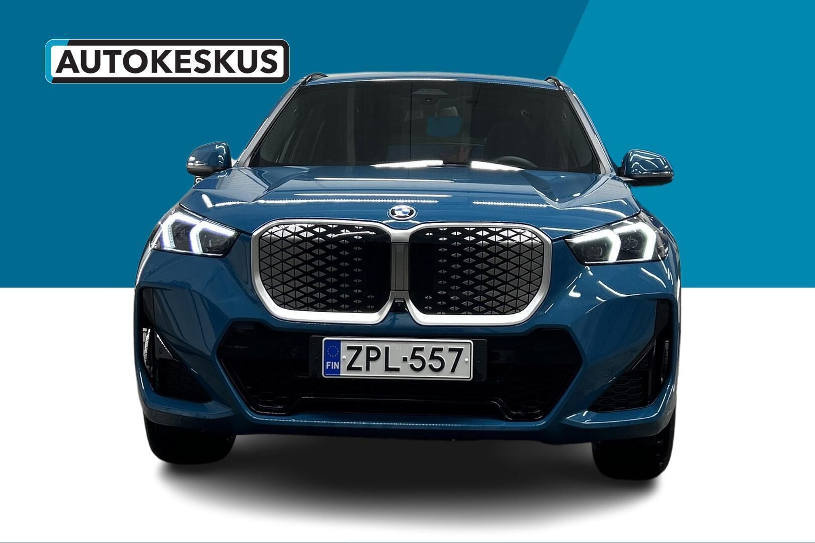 BMW iX1 iso kuva 1