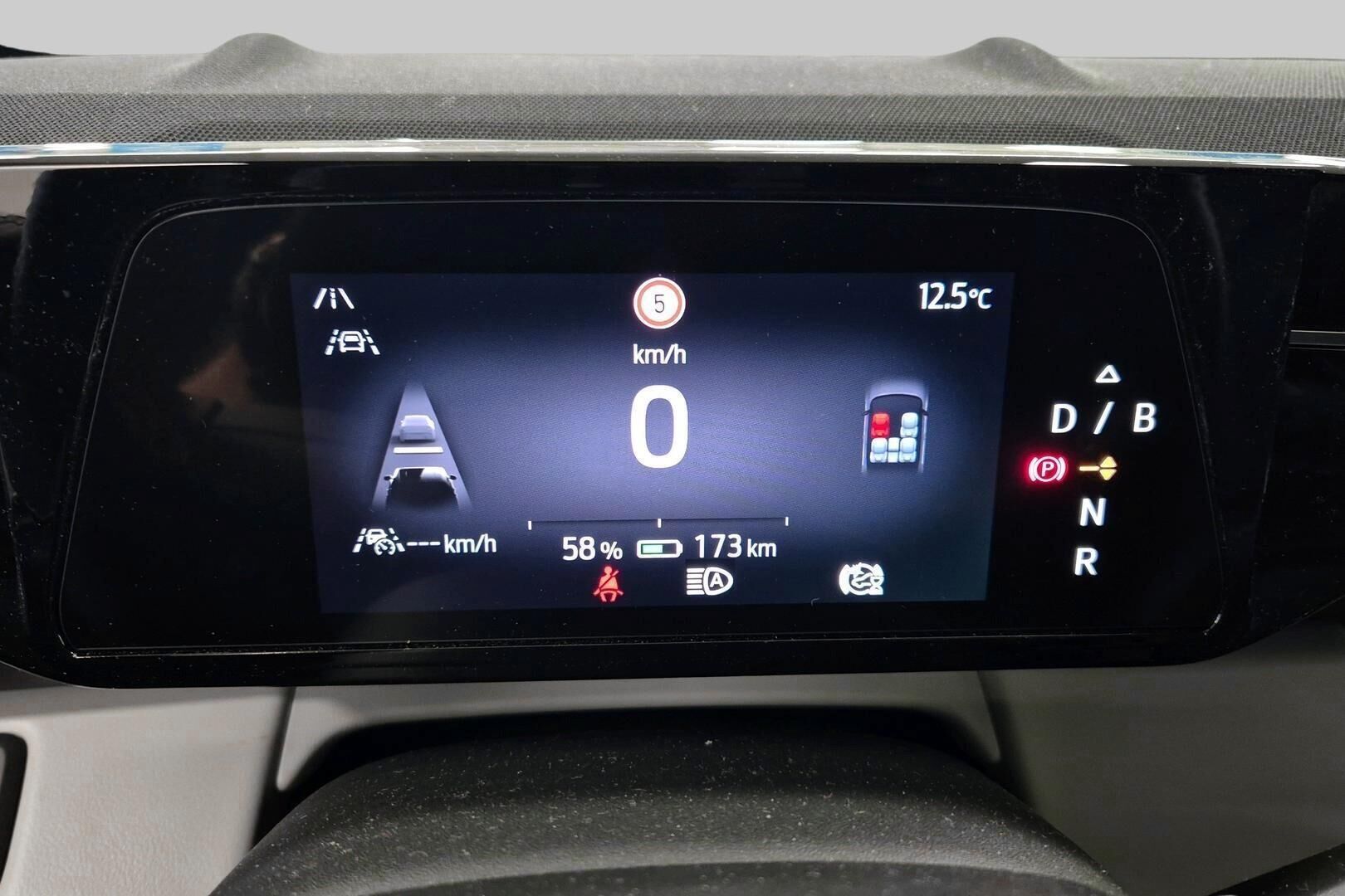 Ford Explorer iso kuva 13