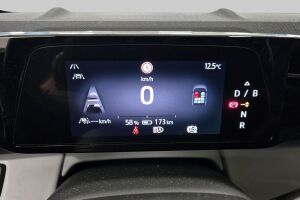 Ford Explorer esikatselu 13