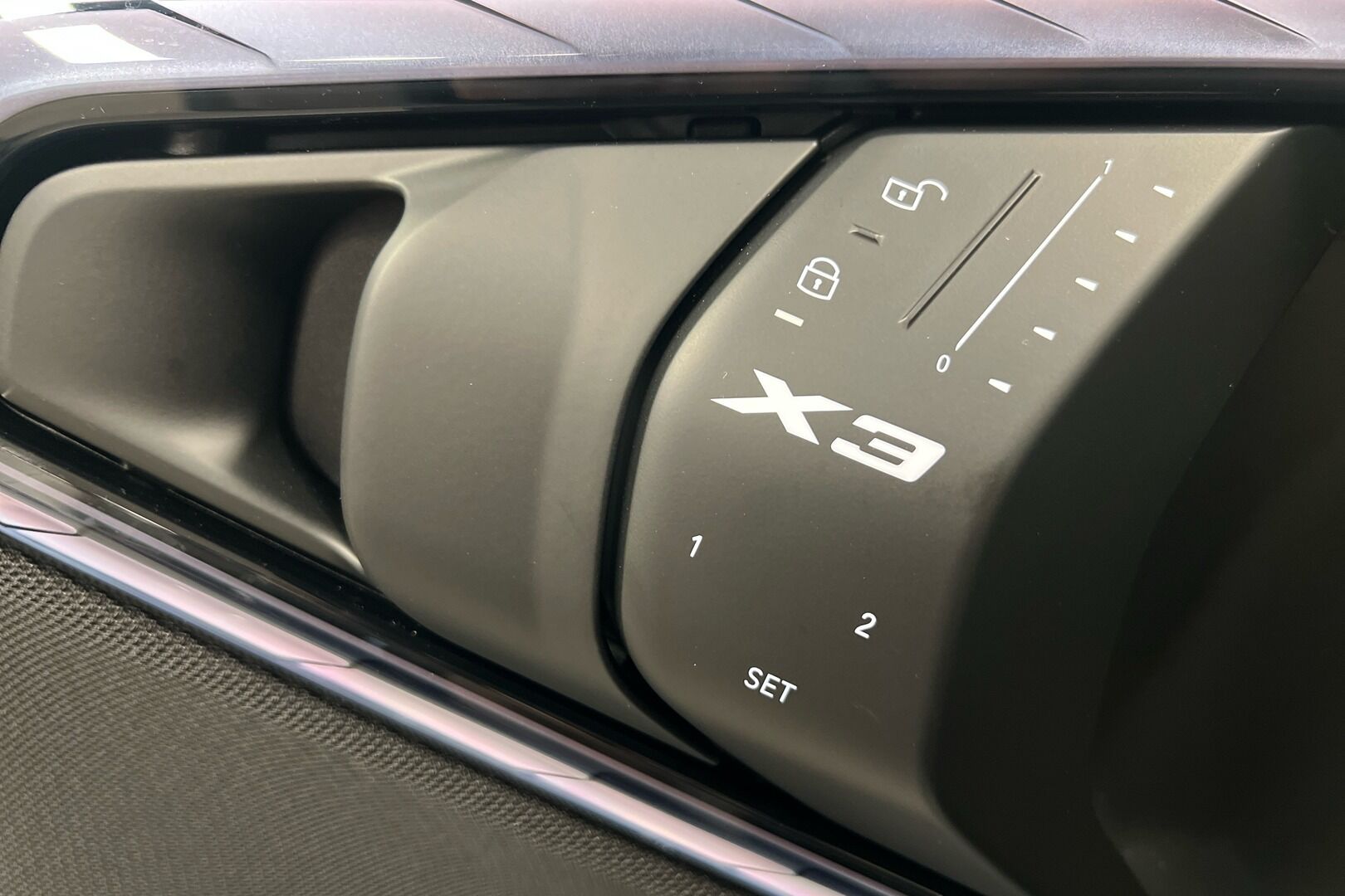 BMW X3 iso kuva 13