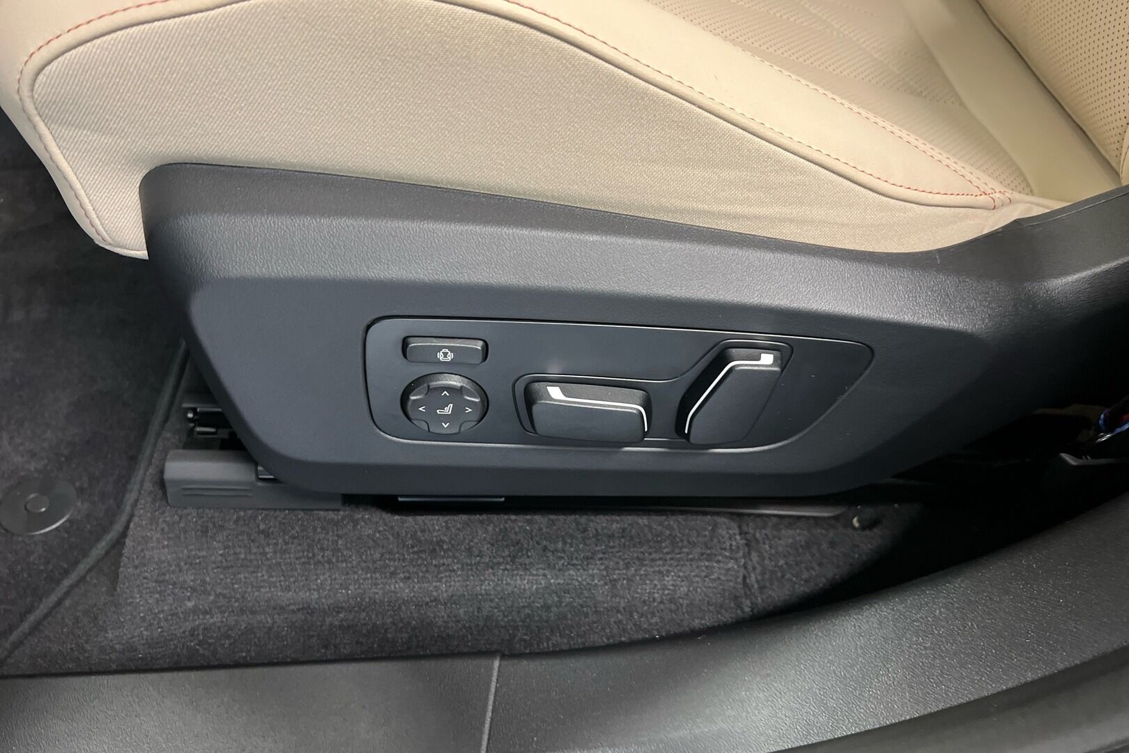 BMW X3 iso kuva 20