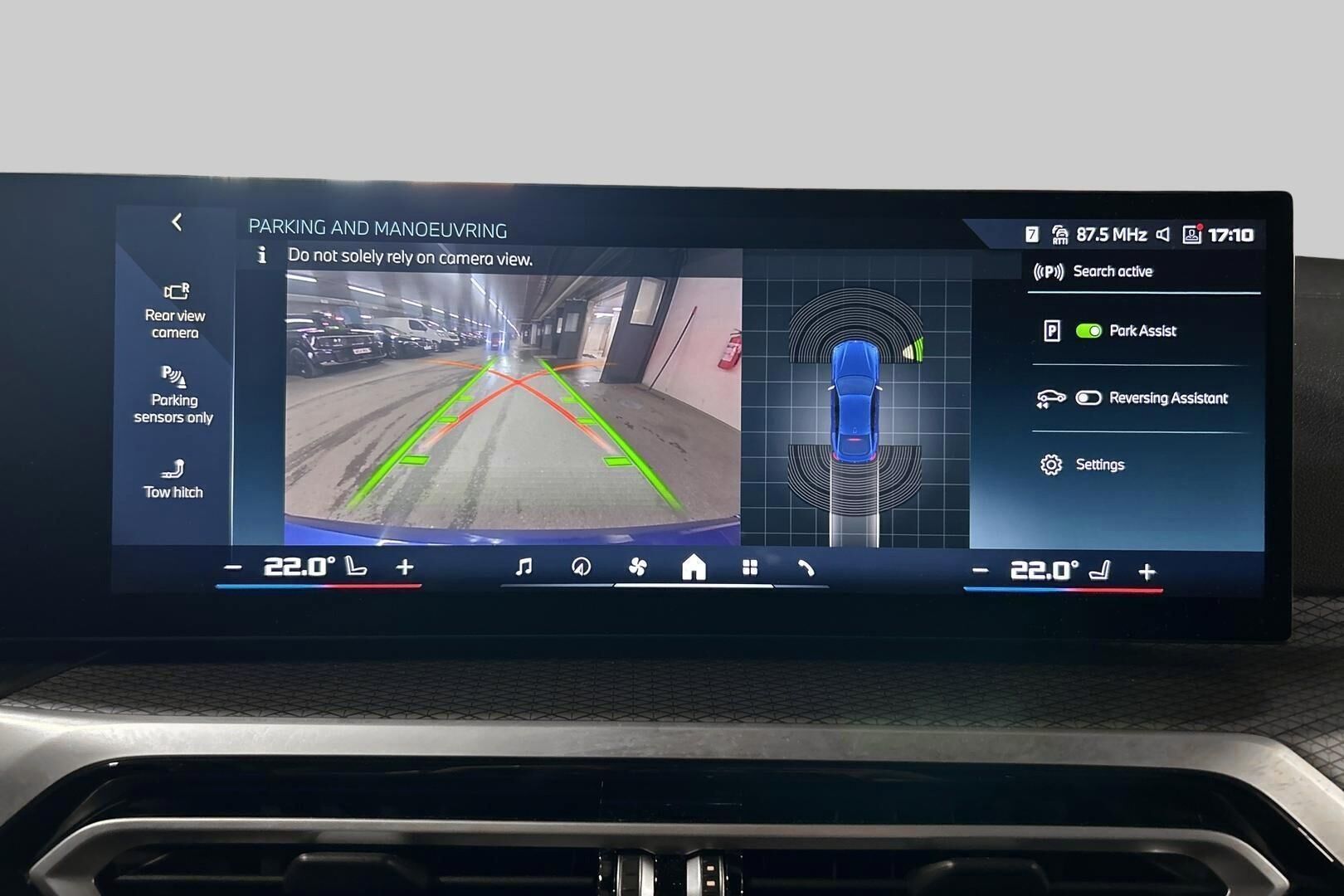 BMW I4 M50 iso kuva 35
