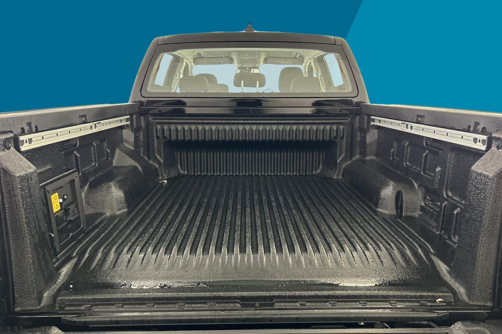 Ford Ranger iso kuva 11