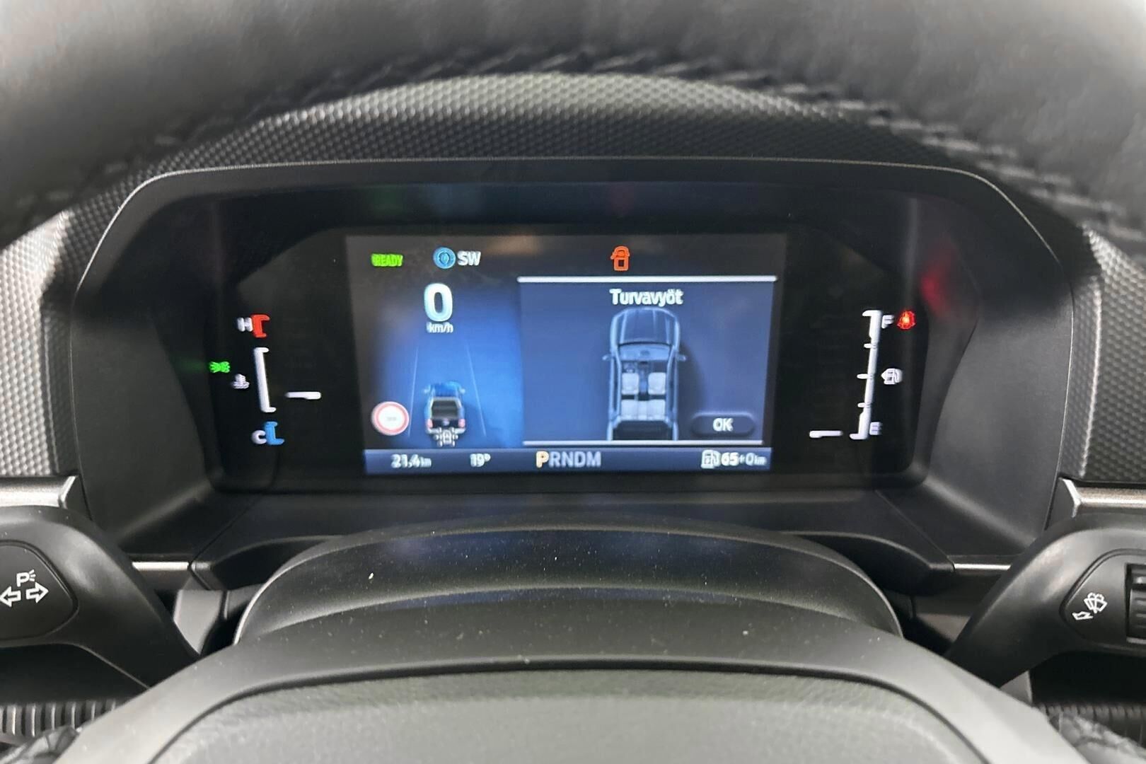 Ford Ranger iso kuva 15