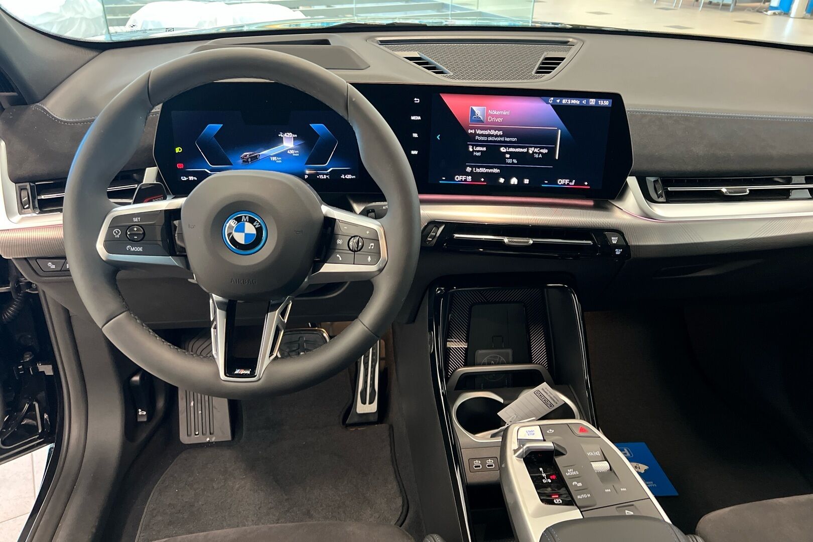 BMW iX2 iso kuva 20