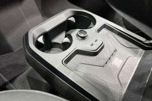 BMW iX esikatselu 20