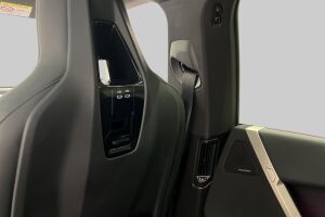 BMW iX esikatselu 30