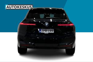 BMW iX esikatselu 6