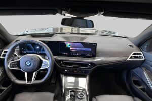 BMW 3-SARJA esikatselu 9