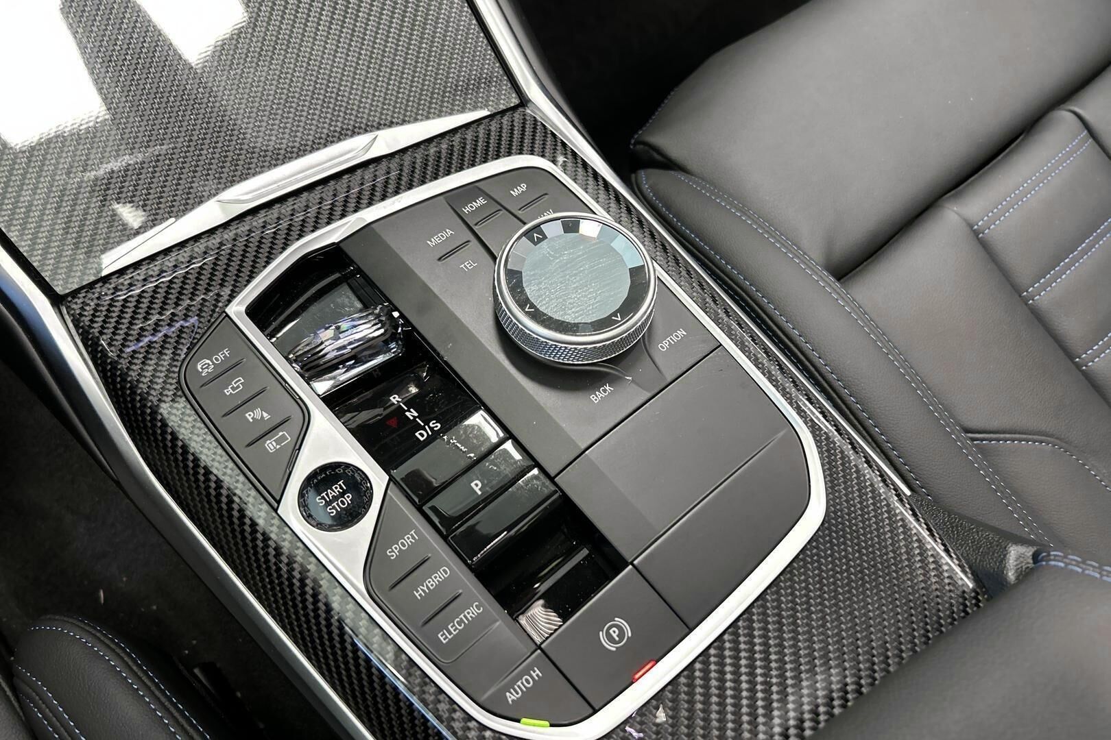 BMW 3-SARJA iso kuva 18