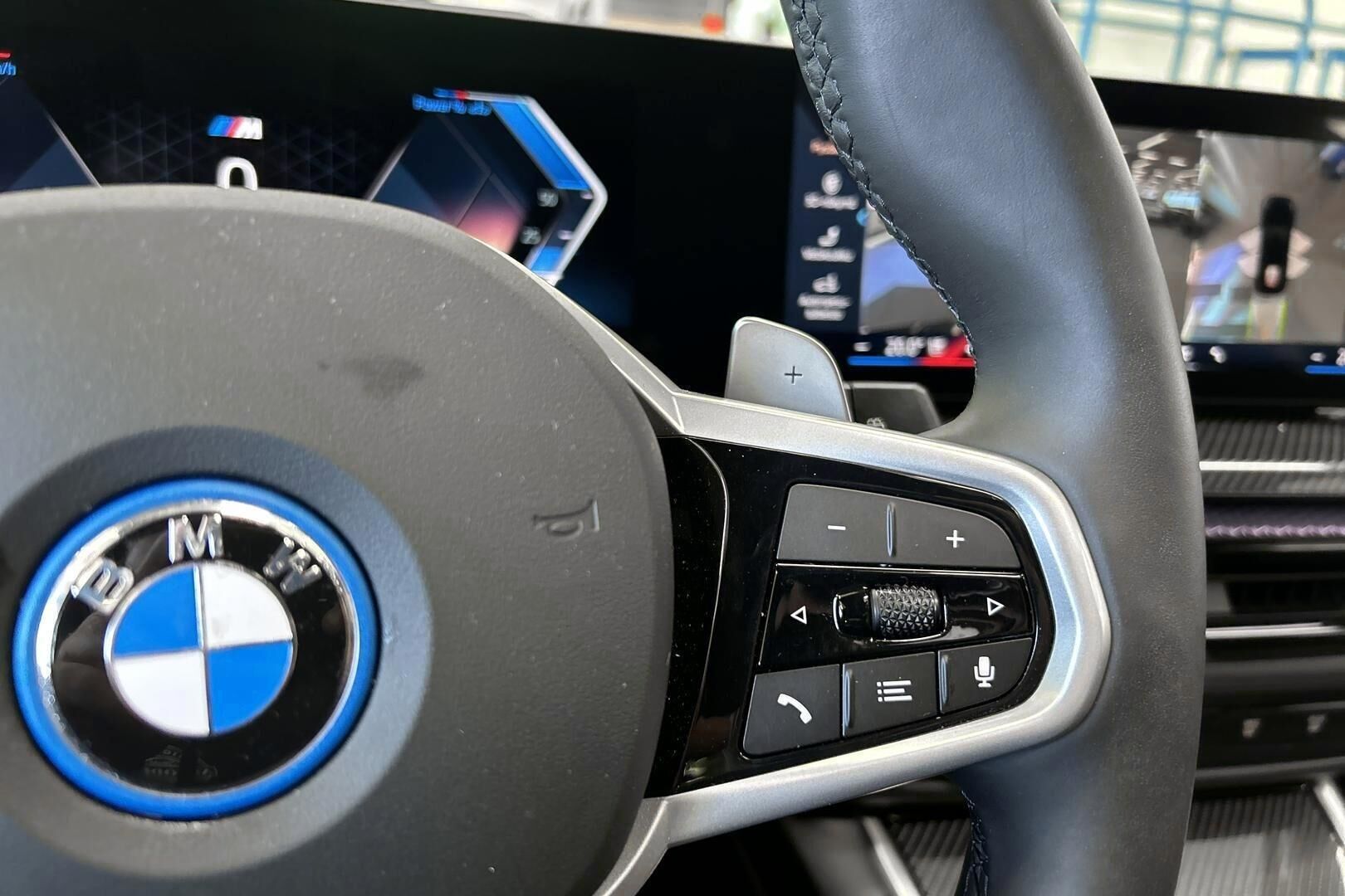 BMW 3-SARJA iso kuva 23