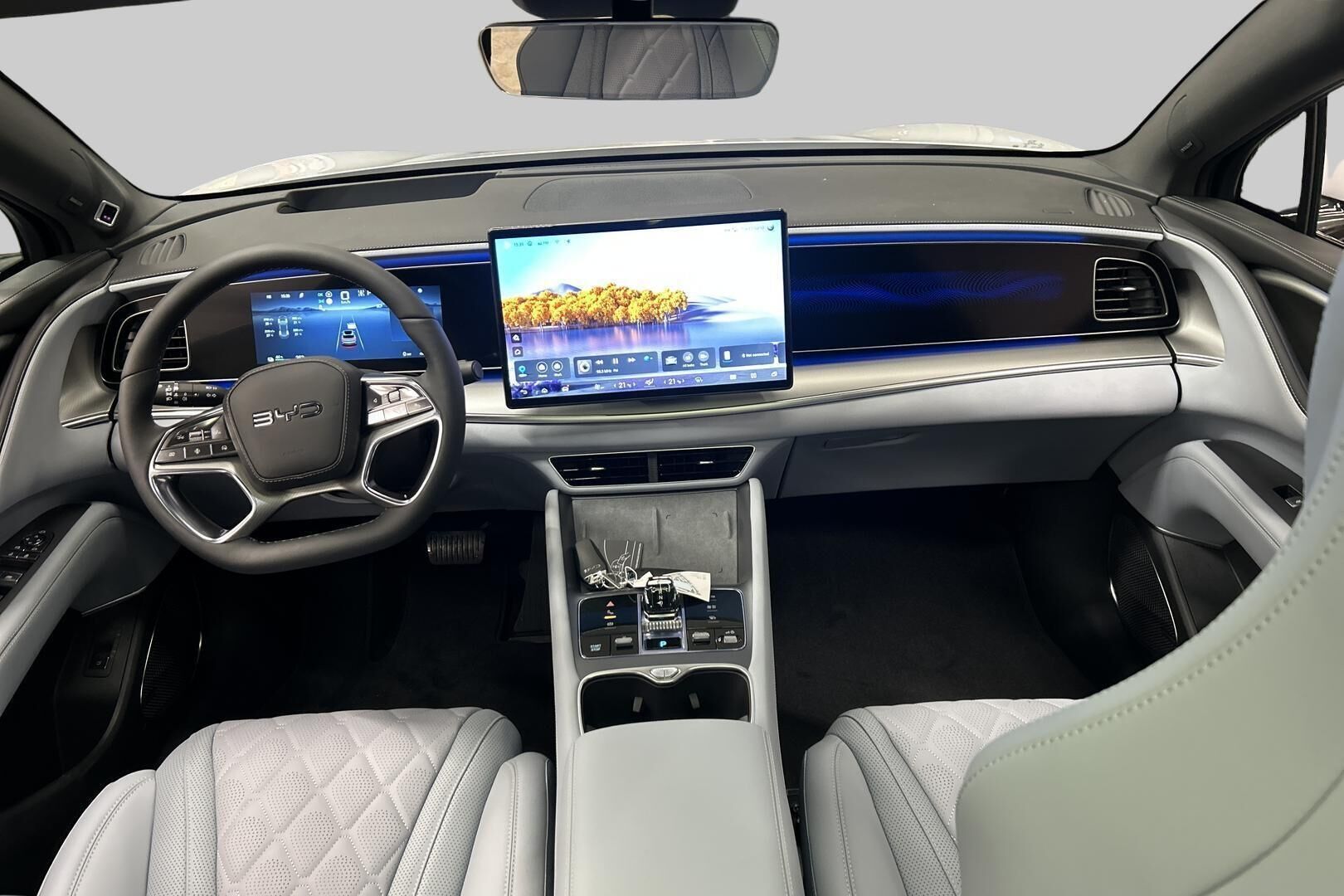 BYD Sealion 7 iso kuva 10