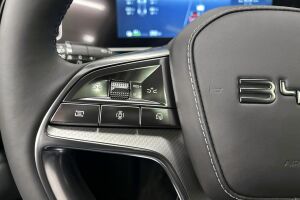 BYD Sealion 7 esikatselu 14