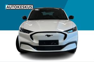 Ford Mustang Mach-E esikatselu 1