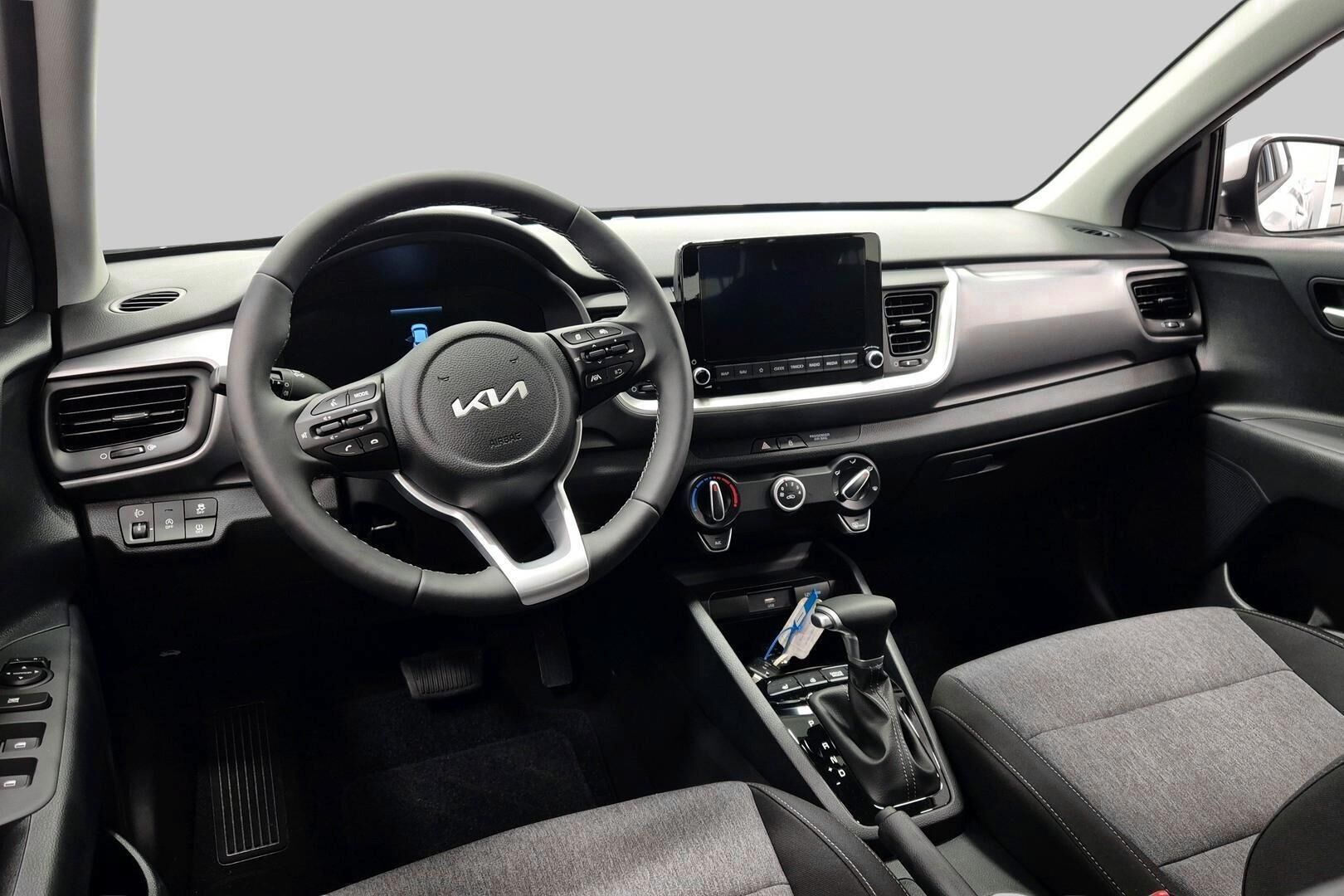 Kia Stonic iso kuva 1