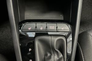 Kia Stonic esikatselu 17