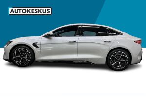 BYD Seal esikatselu 16