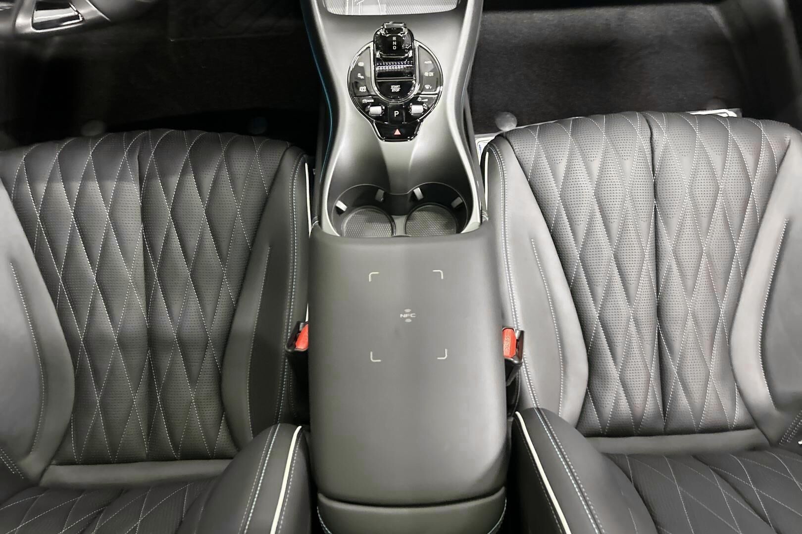 BYD Seal iso kuva 23