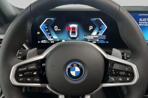 BMW 3-sarja esikatselu 17