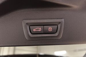 BMW X5 esikatselu 13