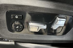 BMW X5 esikatselu 14