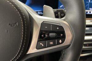 BMW X5 esikatselu 18