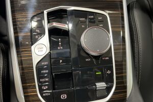 BMW X5 esikatselu 19