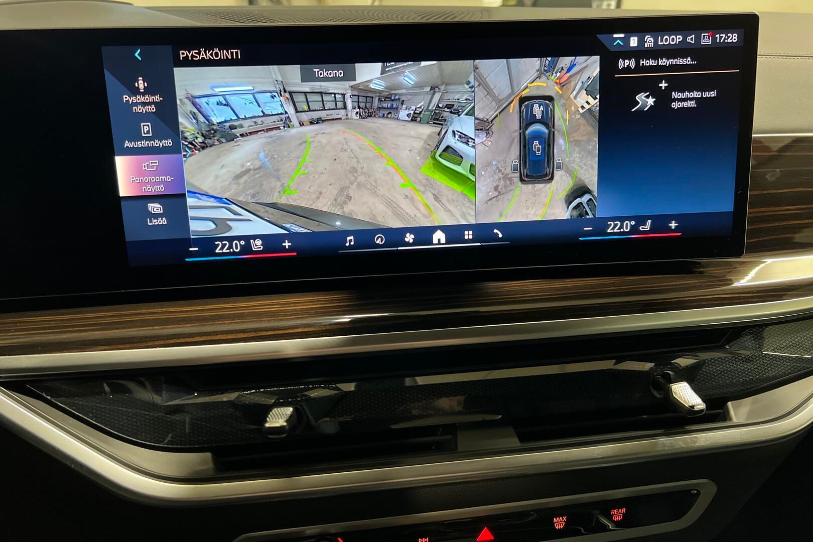 BMW X5 iso kuva 22