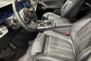 BMW X5 esikatselu 7
