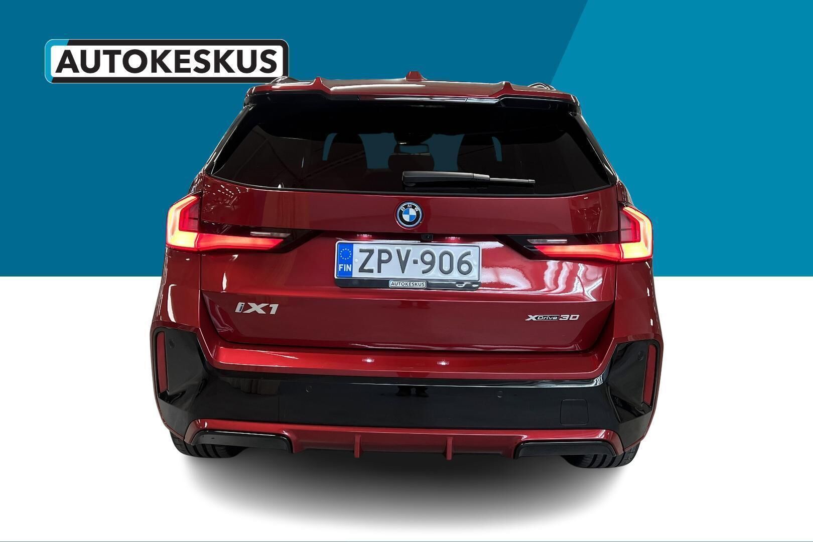 BMW iX1 iso kuva 3