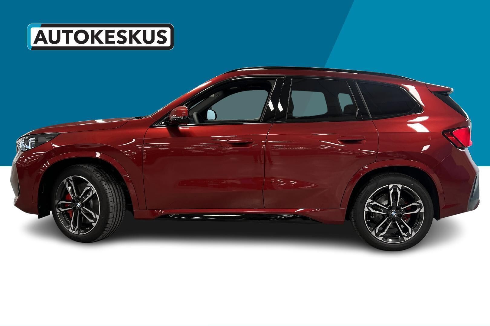 BMW iX1 iso kuva 17