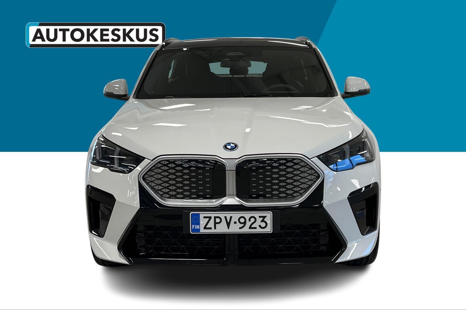 BMW iX2 iso kuva 1