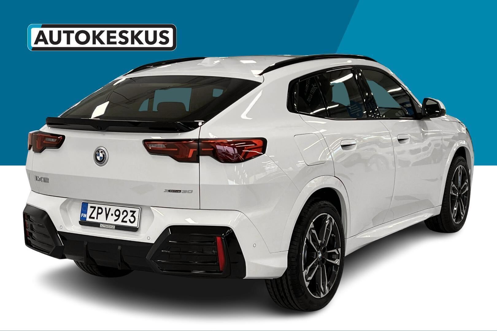 BMW iX2 iso kuva 4