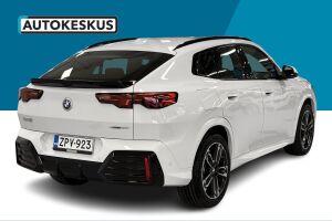 BMW iX2 esikatselu 4