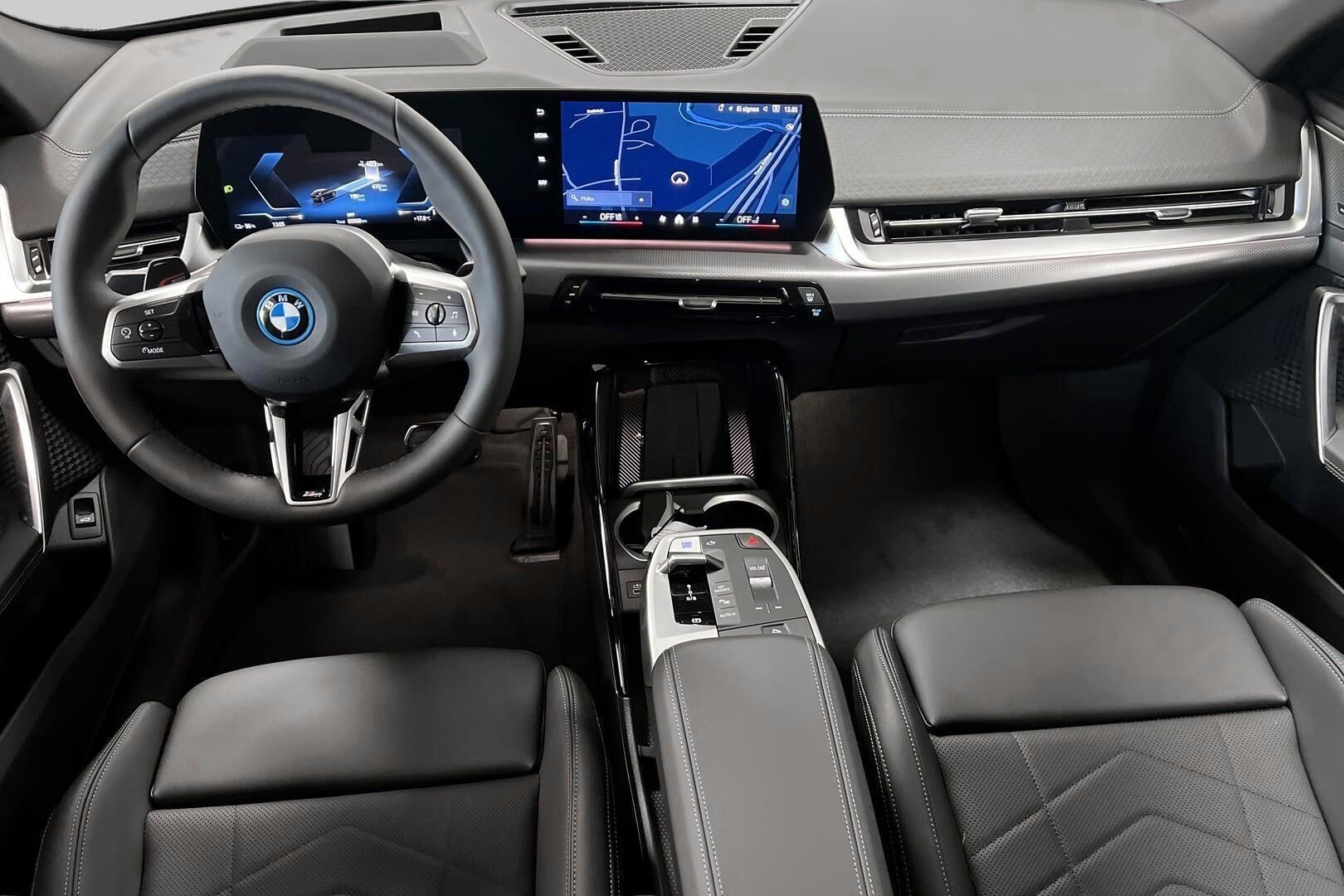 BMW iX2 iso kuva 10