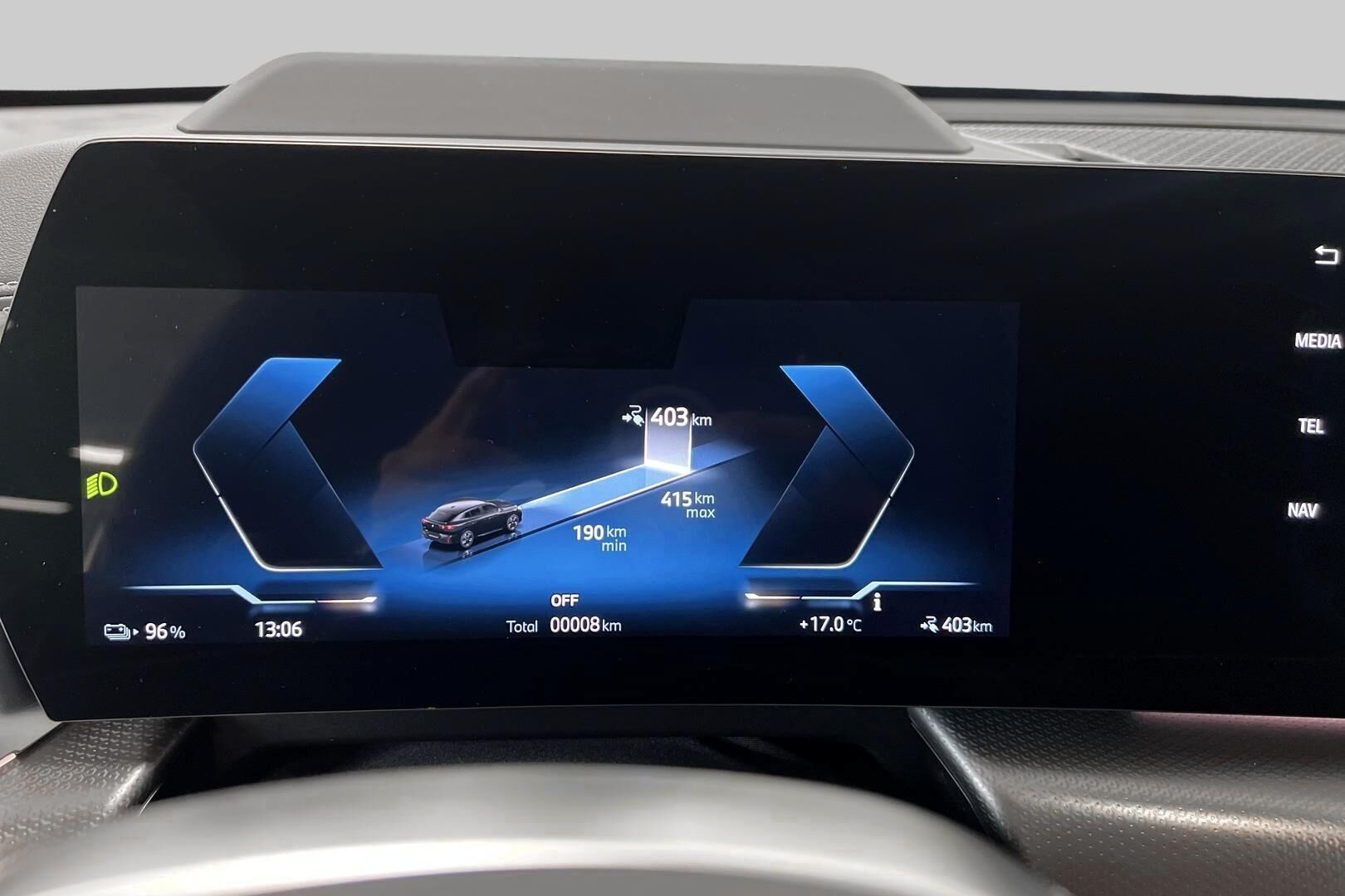 BMW iX2 iso kuva 20