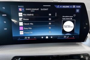 BMW iX2 esikatselu 15