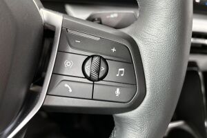 BMW iX2 esikatselu 23