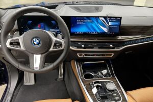 BMW X5 esikatselu 10