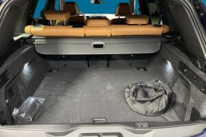 BMW X5 esikatselu 11