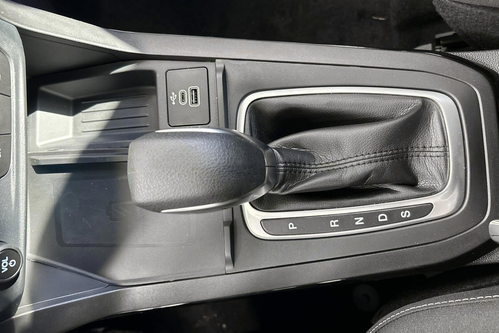 Ford Puma iso kuva 18