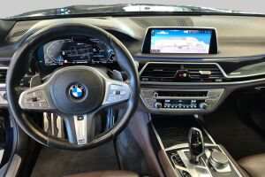 BMW 7-sarja esikatselu 10
