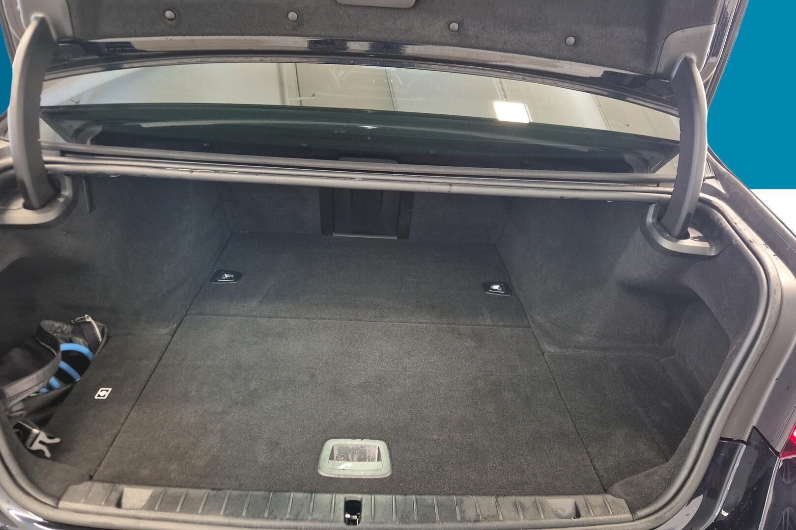 BMW 7-sarja iso kuva 16